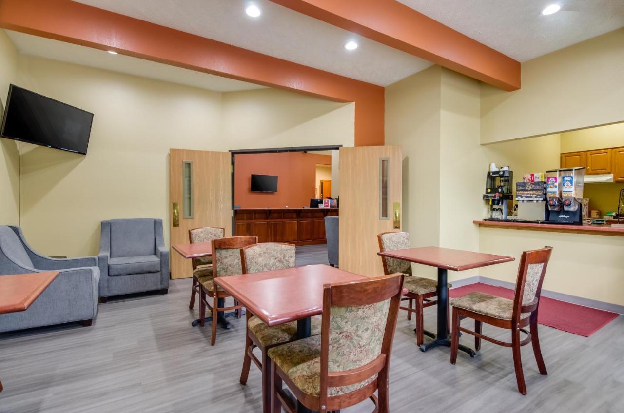 Americas Best Value Inn & Suites Independence Va Екстериор снимка