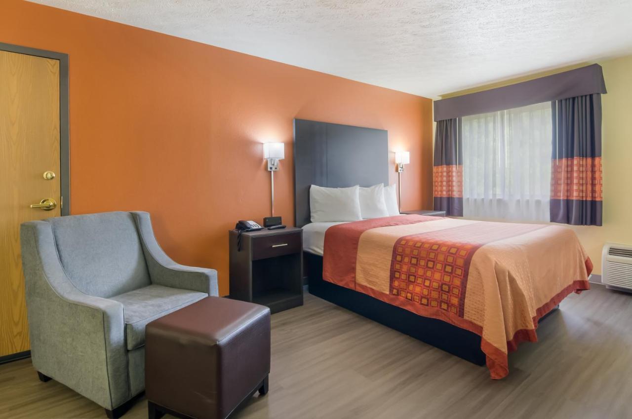 Americas Best Value Inn & Suites Independence Va Екстериор снимка
